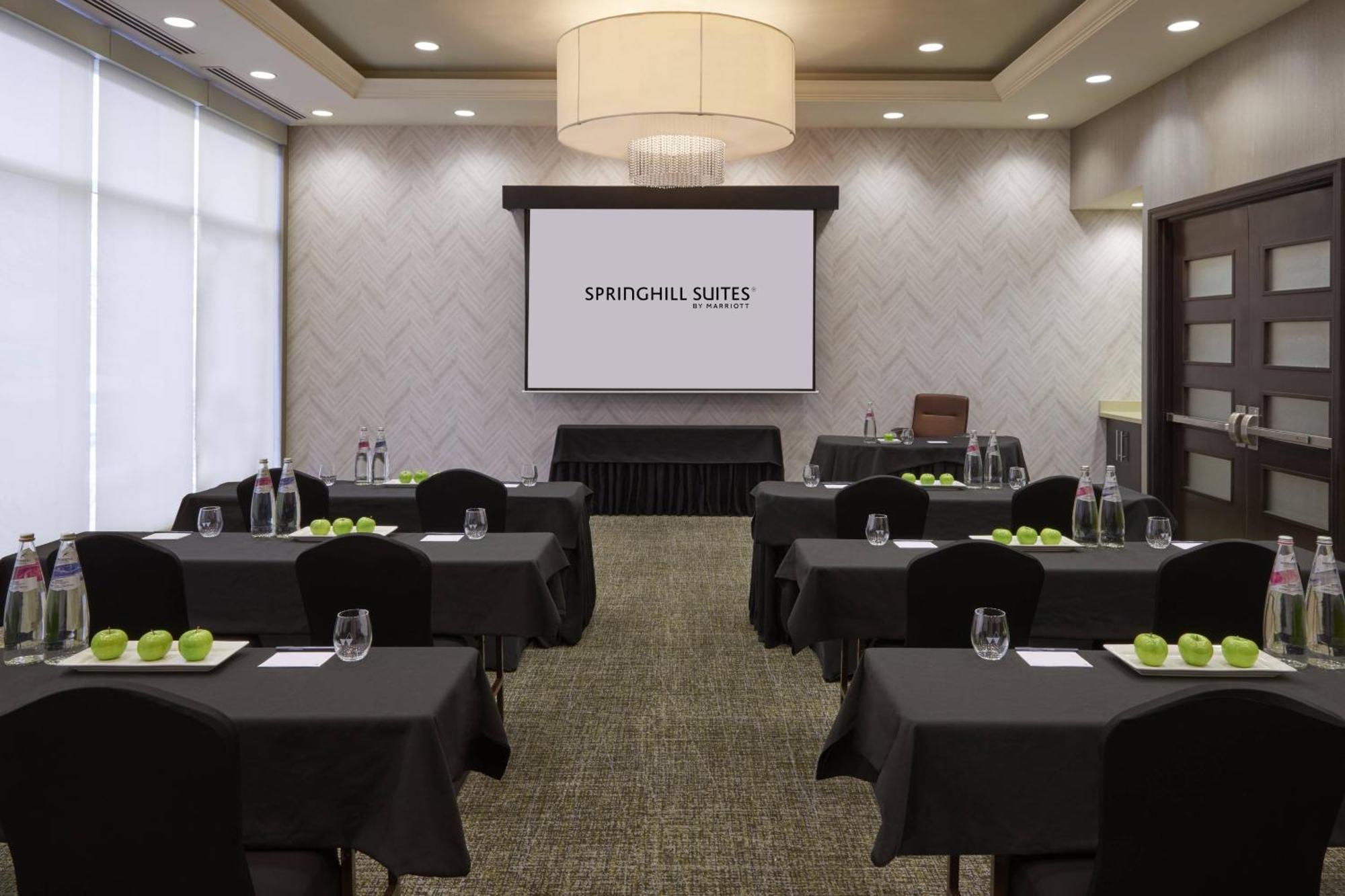 Springhill Suites By Marriott Toronto Vaughan Extérieur photo